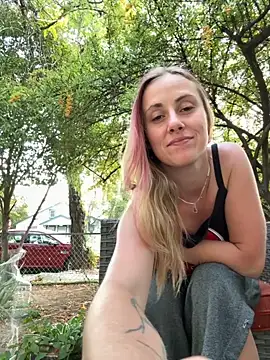 ClumsyLink online show from 09-27-25, 02:44