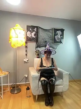 Savvanahh online show from 10-23-25, 10:58