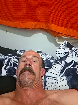 strollnrg069 online show from 05-06-26, 07:41