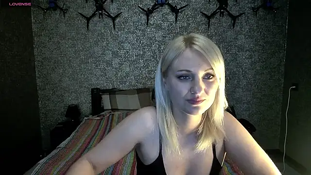 Snapshot of annagreeneyess chatting on 04-29-26, 02:21 annagreeneyess online show from 04-29-26, 02:21