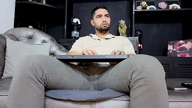 matteosantos online show from 11-25-25, 11:43