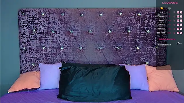 NoraBigAss online show from 11-07-25, 02:11