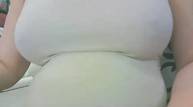 Snapshot of keepmepregnantT chatting on 02-08-25, 11:22 keepmepregnantT online show from 02-08-25, 11:22