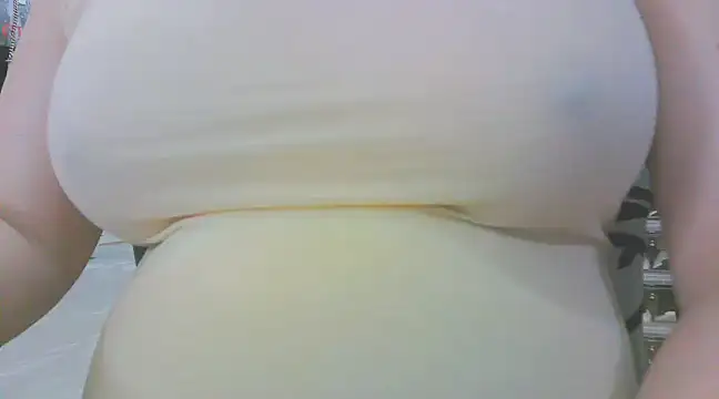 Snapshot of keepmepregnantT chatting on 02-13-25, 12:00 keepmepregnantT online show from 02-13-25, 12:00