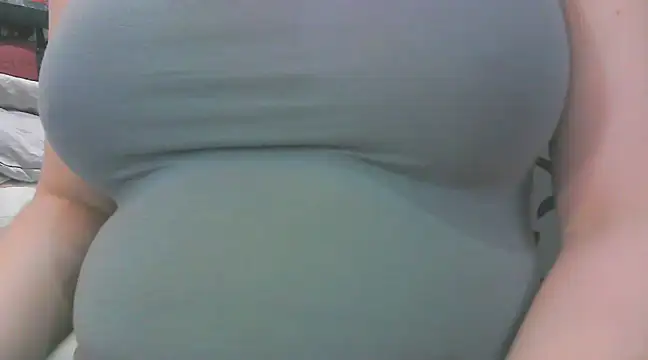 Snapshot of keepmepregnantT chatting on 03-09-25, 09:35 keepmepregnantT online show from 03-09-25, 09:35