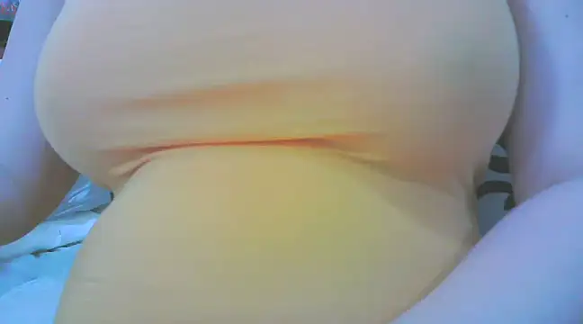 Snapshot of keepmepregnantT chatting on 03-15-25, 09:09 keepmepregnantT online show from 03-15-25, 09:09