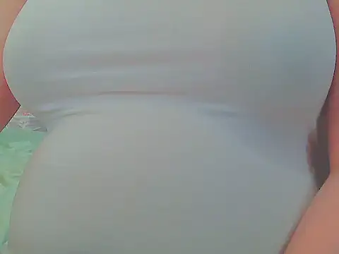 Snapshot of keepmepregnantT chatting on 11-04-25, 11:09 keepmepregnantT online show from 11-04-25, 11:09