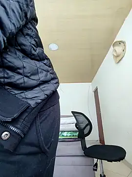 sexymarilyncolombia online show from 02-06-25, 02:04