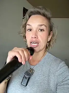 sexymarilyncolombia online show from 02-18-26, 01:51