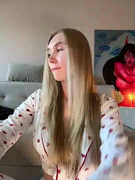 MariaTull online show from 06-30-26, 12:17