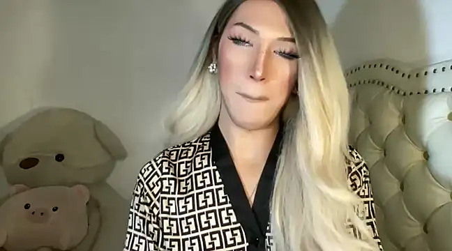 Ts glamxxxx online show from 02-10-25, 09:47