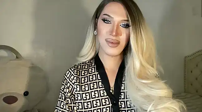 Ts glamxxxx online show from 02-11-25, 01:31