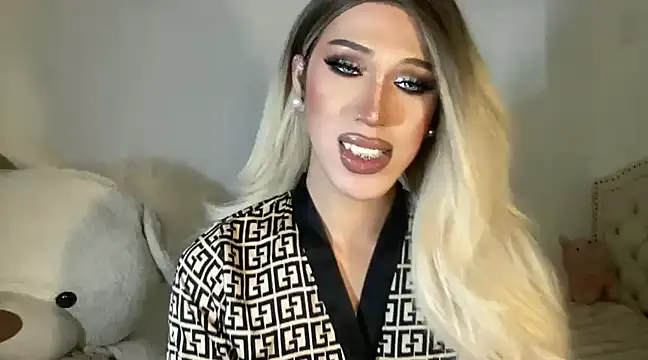 Ts glamxxxx online show from 02-21-25, 05:24