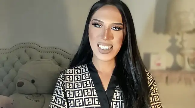 Ts glamxxxx online show from 03-07-25, 04:44