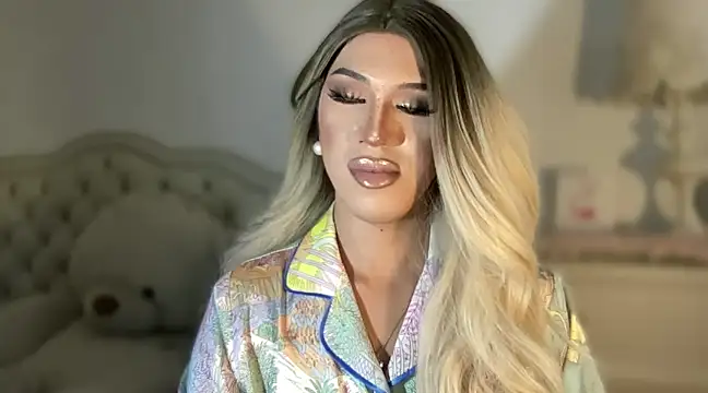 Ts glamxxxx online show from 03-12-25, 04:56