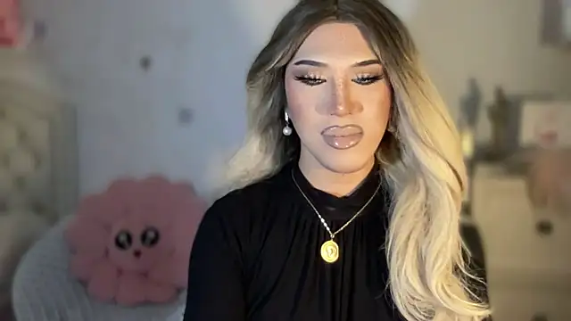 Ts glamxxxx online show from 09-11-25, 12:00