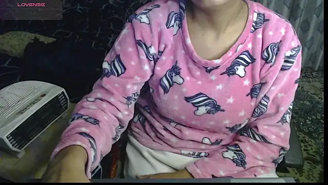 Snapshot of sexyrihana1 chatting on 01-26-25, 06:28 sexyrihana1 online show from 01-26-25, 06:28