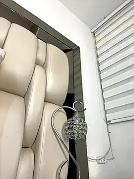 ALISSON FOXXX1 online show from 10-23-25, 08:51