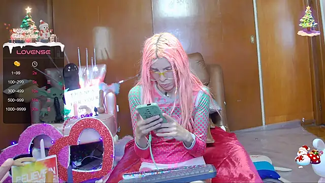 Skinygirl online show from 01-15-25, 12:09