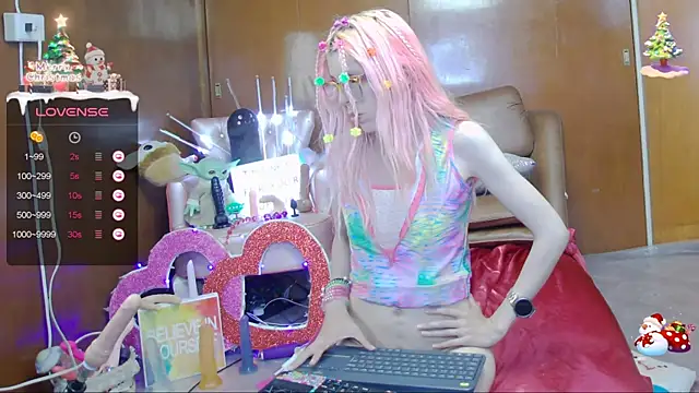 Skinygirl online show from 01-29-25, 02:19