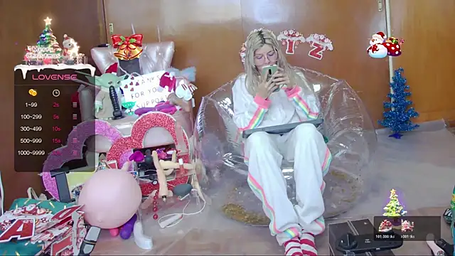 Skinygirl online show from 12-19-25, 05:53