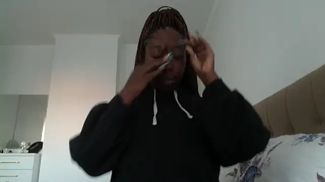 MadamIndigo online show from 12-21-24, 02:26