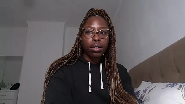 MadamIndigo online show from 12-21-24, 05:29