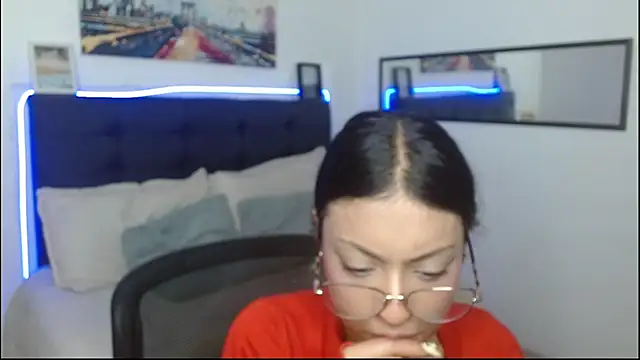 vaness weet online show from 12-03-25, 09:13