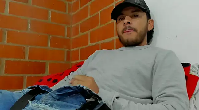 tuyo1995 online show from 12-06-24, 08:29