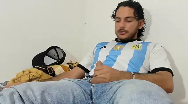 tuyo1995 online show from 03-18-25, 12:27