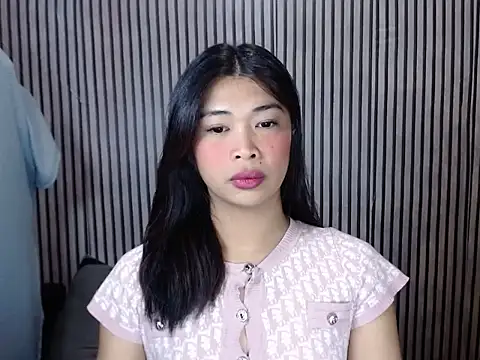 Snapshot of Maria-Moore chatting on 11-06-25, 11:48 Maria-Moore online show from 11-06-25, 11:48