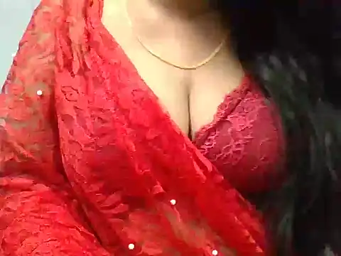 Snapshot of Roopshikha39 chatting on 10-17-25, 06:43 Roopshikha39 online show from 10-17-25, 06:43