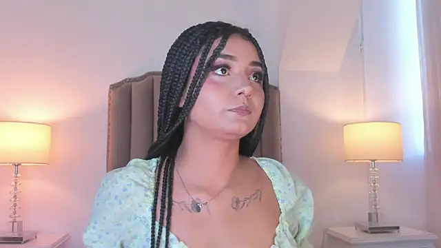 Emma Torres   online show from 06-27-26, 12:22