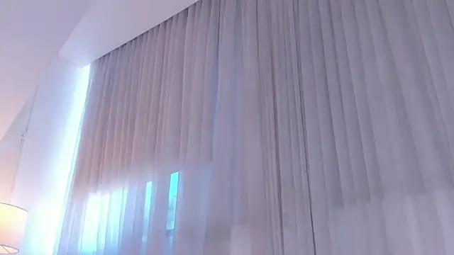 Emma Torres   online show from 07-10-26, 12:41