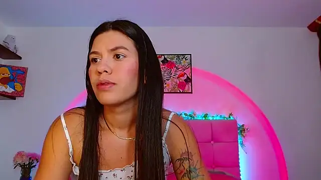 Layla Rachel online show from 10-23-25, 10:30
