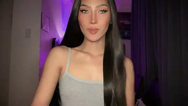 Bella Gordon online show from 10-07-25, 12:46