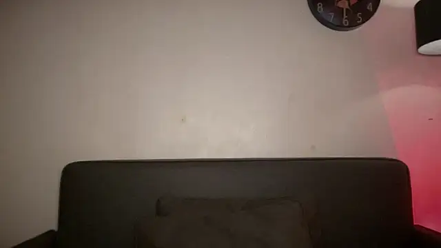 Bella Gordon online show from 05-14-26, 06:31