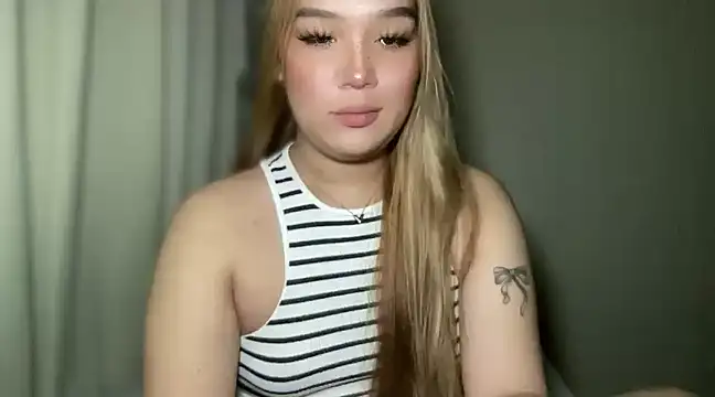 Snapshot of MissCataleyaxxx chatting on 01-25-25, 12:48 MissCataleyaxxx online show from 01-25-25, 12:48