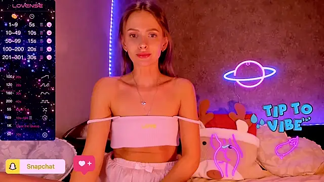 Snapshot of madina_taher chatting on 01-15-25, 12:36 madina taher online show from 01-15-25, 12:36