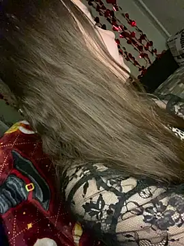 Var Kiss online show from 02-25-26, 04:49