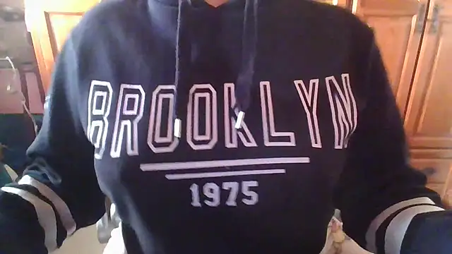 Sexymiss26 online show from 12-31-24, 11:09