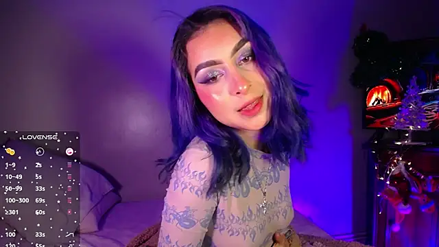 Cinamoonn online show from 12-28-24, 08:58