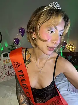 Cinamoonn online show from 11-04-25, 10:31