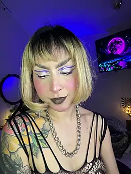 Cinamoonn online show from 03-27-26, 08:41