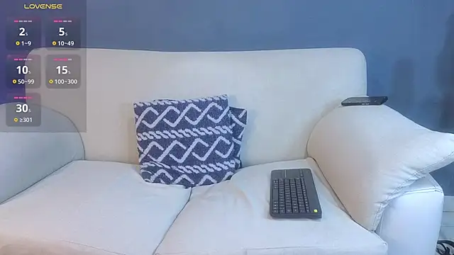 mensia hernandz online show from 02-06-25, 04:47