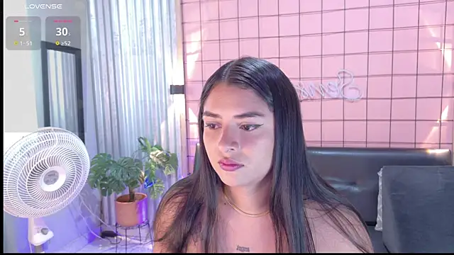 mensia hernandz online show from 10-03-25, 01:30