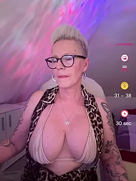 German Milf online show from 06-06-26, 01:16