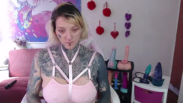 SLOPPYTITSS online show from 02-17-25, 04:37