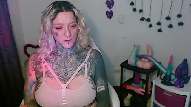 SLOPPYTITSS online show from 04-13-26, 10:43