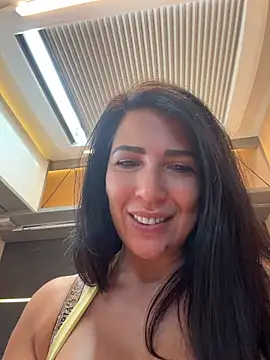 Snapshot of Cataleya80 chatting on 05-05-26, 11:07 Cataleya80 online show from 05-05-26, 11:07